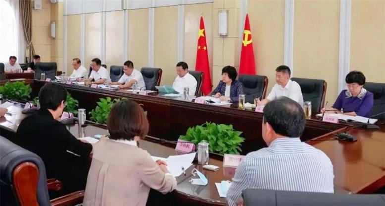 赢咖娱乐信息曹玉学董事长加入辽阳市民营企业家座谈会